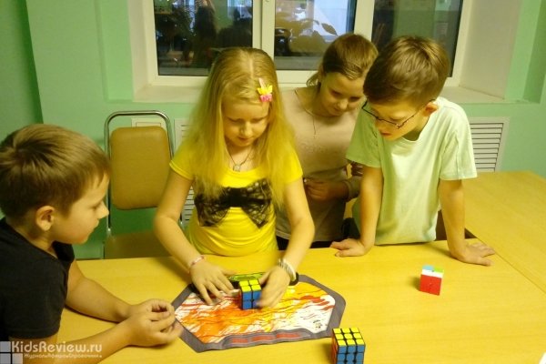 "Кубик Рубика", детский клуб, развивающие занятия по сборке кубика Рубика в Воронеже