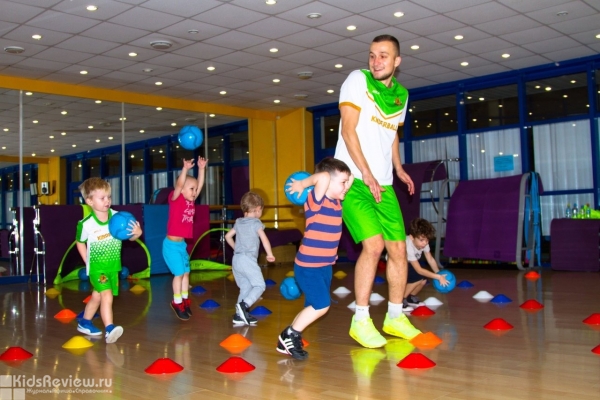 Kinderbase, спортивная школа, футбол для дошкольников от 2,5 лет и школьников до 14 лет, Ховрино Москва