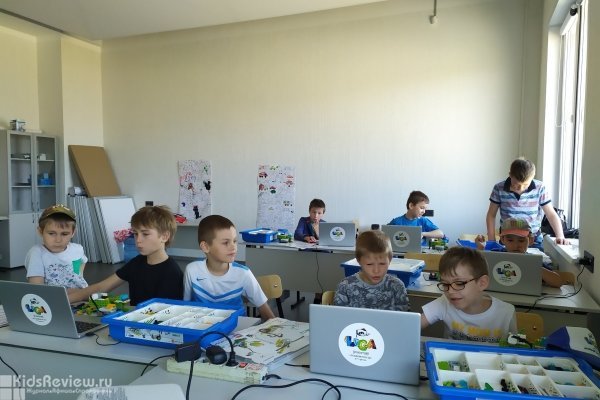 "Лига Роботов",  городской лагерь робототехники для детей от 6 лет в Новосибирске