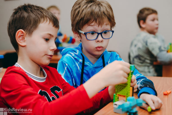 "Лига роботов" на Электрозаводской, международная школа робототехники и программирования для детей от 5 лет, Москва