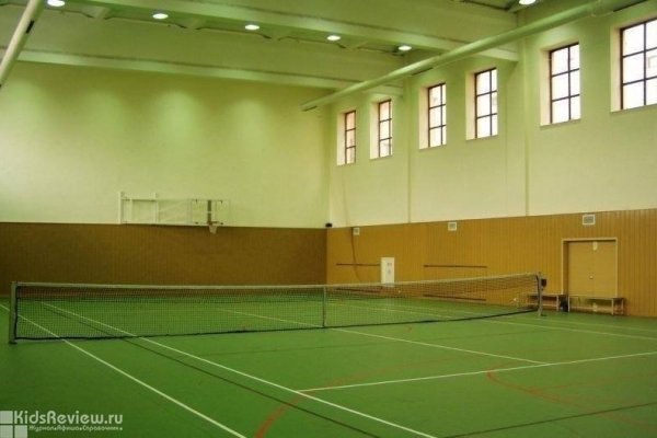 Теннисный корт в Ватутинках, Москва
