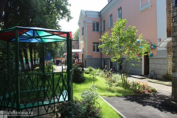 "Петровская школа", частная школа и частный детский сад на Динамо, Москва
