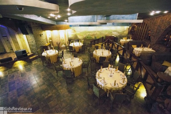 "Старый Замок", ресторанный комплекс с детской комнатой на Ярославском шоссе, Подмосковье