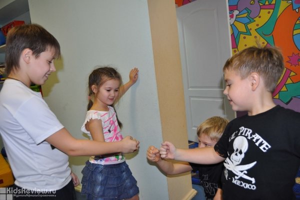 "Бимбо", каникулярная интерактивная площадка для детей 7-11 лет на базе центра семейного досуга и развития в Новосибирске