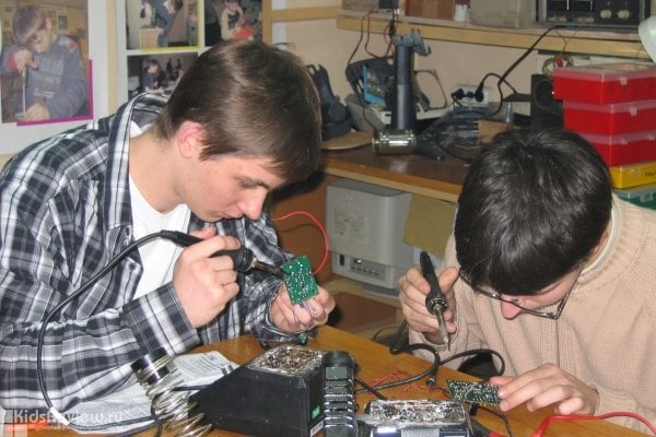 "Рател", радиолюбительский центр творчества и досуга, робототехника и технический дизайн для детей от 6 лет в Басманном районе, Москва