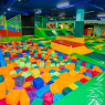 Monkey Park, "Манки Парк", детский развлекательный центр с высоким скалодромом, батутами, лабиринтами и нерфом в Марьино, Москва