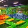 Monkey Park, "Манки Парк", детский развлекательный центр с высоким скалодромом, батутами, лабиринтами и нерфом в Марьино, Москва